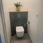 Apartment Zenith Charm Of Barry Gardens- Private Parking