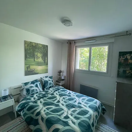 Zénith Charm Of Barry Gardens- Private Parking Appartamento
